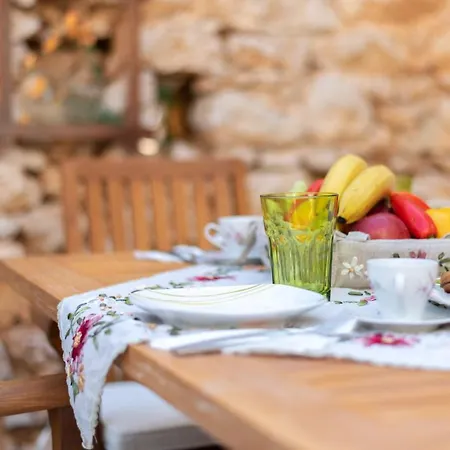 Little Karafillias Chalki House Holiday home
