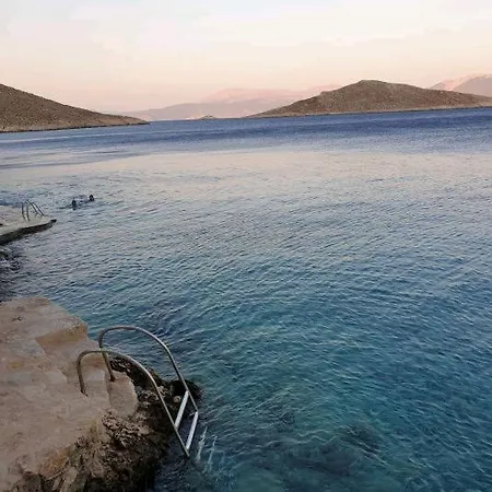 Little Karafillias Chalki House Ferienhaus