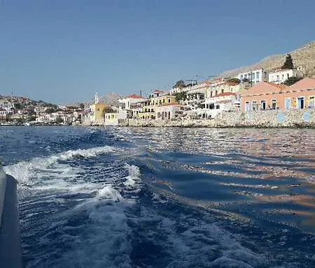 Little Karafillias Chalki House *