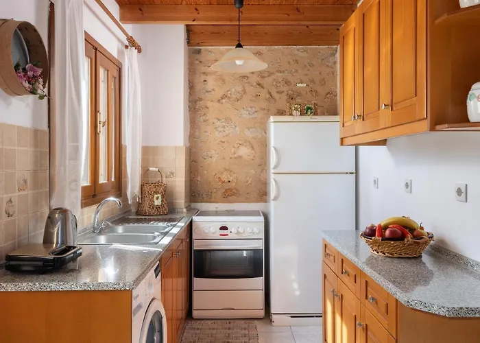 Little Karafillias Chalki House