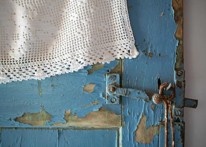 Little Karafillias Chalki House Hébergement de vacances